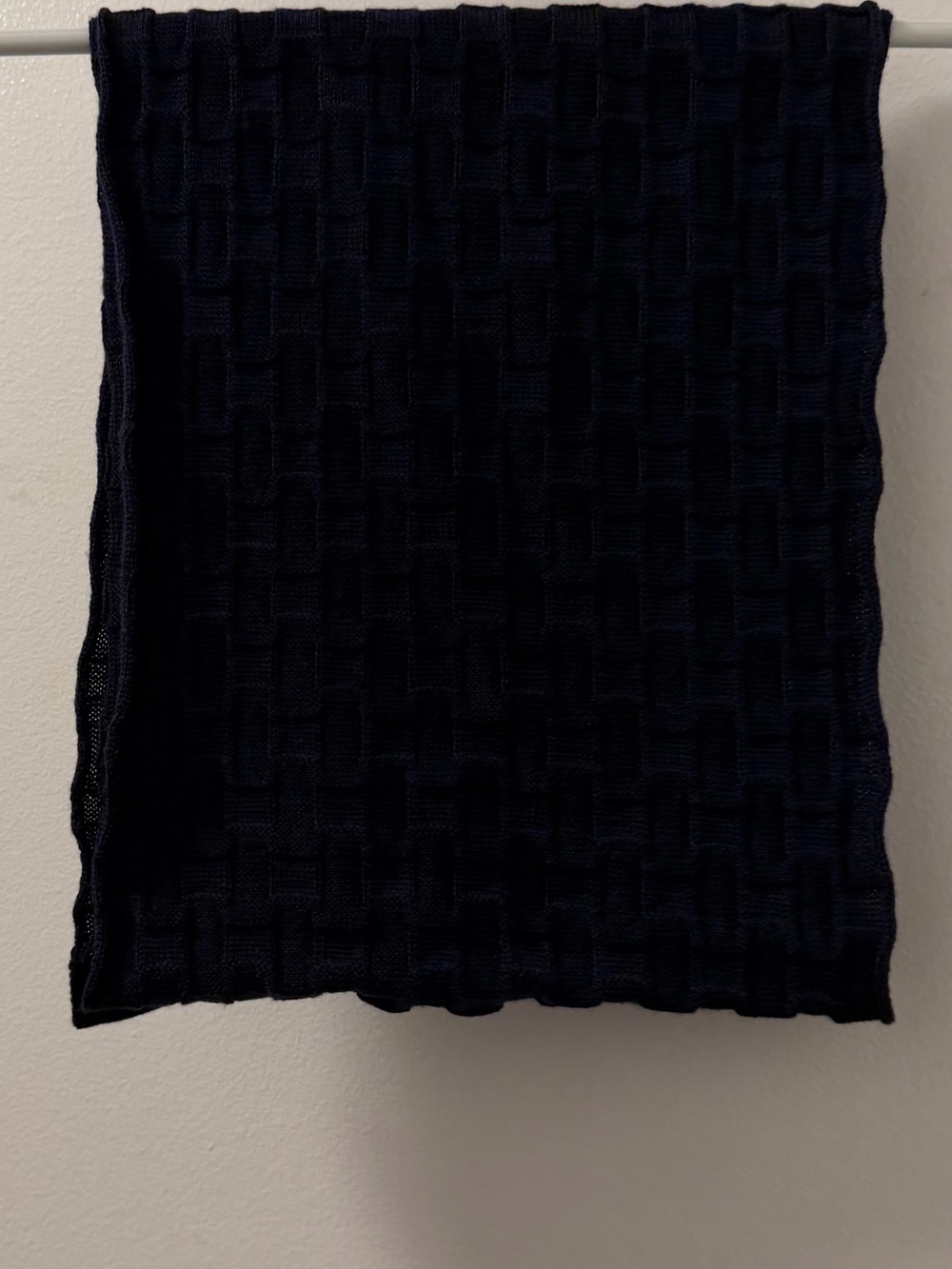 Miss Accessori Made in Italy 100% Wool Black Basketweave Knit Scarf